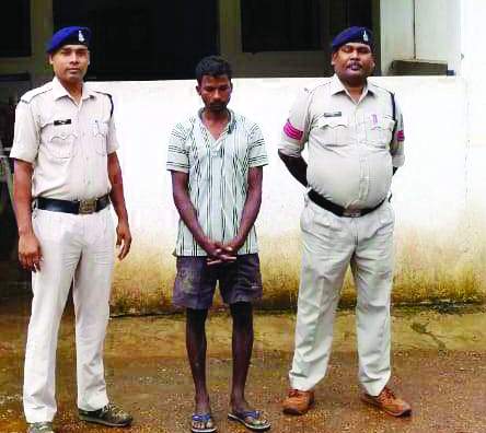 शराबी बेटे ने पिता को मारकर गड्ढे में धकेला, मौत, आरोपी गिरफ्तार