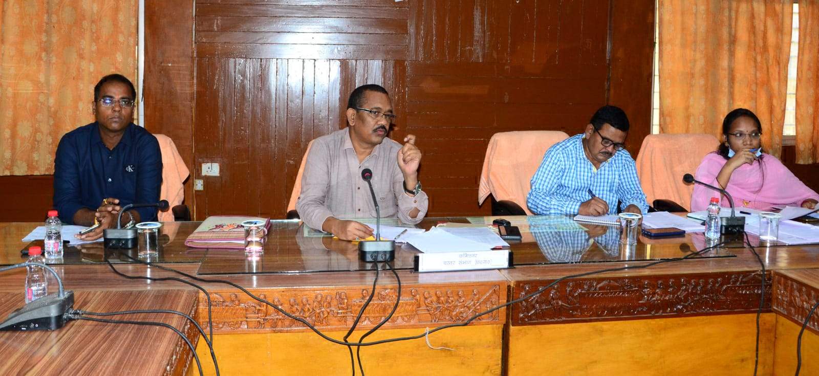 दिव्यांगजनों को मिले शासन की योजनाओं का लाभ