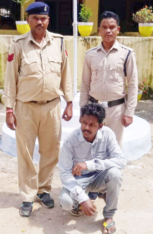 फर्जी इंस्टाग्राम आईडी बना अश्लील मैसेज भेजा, आरोपी झारखंड से गिरफ्तार