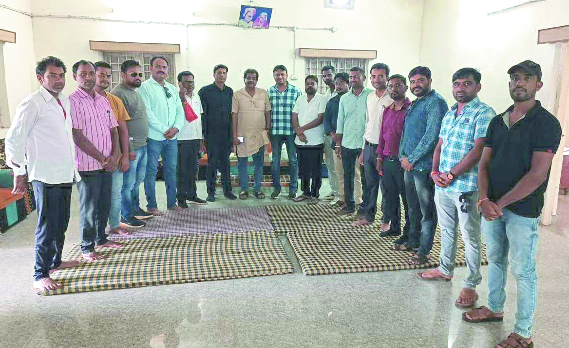 सीएम हाउस घेरने नवापारा से भी जाएंगे कार्यकर्ता सीएम हाउस घेरने नवापारा से भी जाएंगे कार्यकर्ता