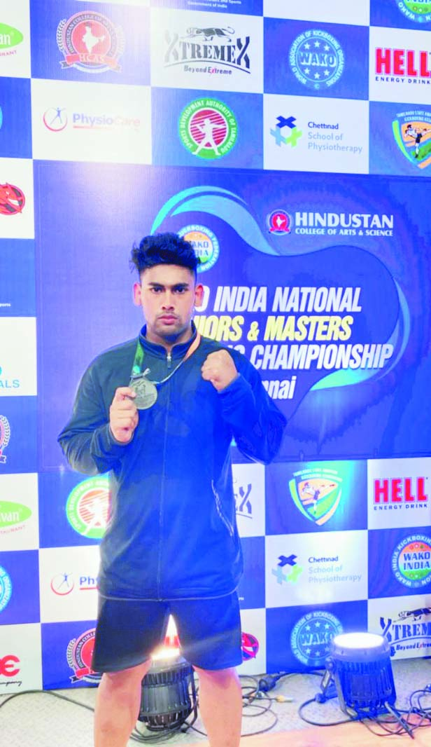 रायगढ़ के ऋषि सिंह ने किक बाक्सिंग में फहराया परचम