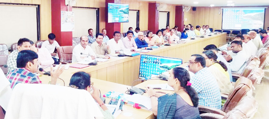 अतिवृष्टि से हुए नुकसान का नजरी आंकलन जल्द दें-कलेक्टर अतिवृष्टि से हुए नुकसान का नजरी आंकलन जल्द दें-कलेक्टर