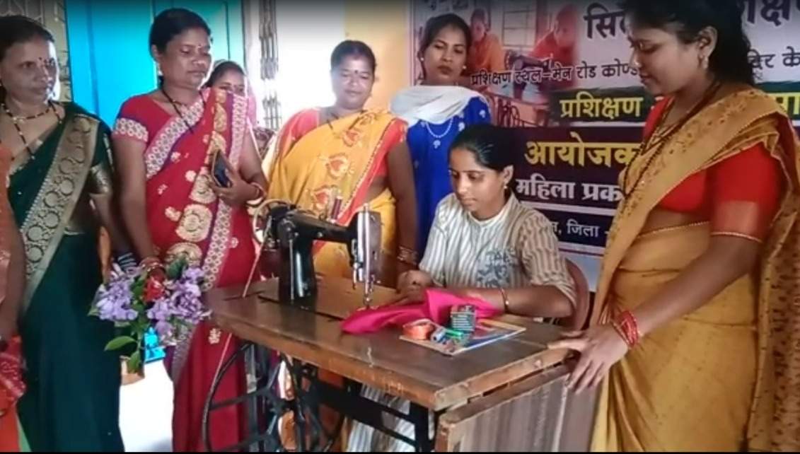 बस्तर संभाग यादव समाज दे रहा नि:शुल्क सिलाई प्रशिक्षण बस्तर संभाग यादव समाज दे रहा नि:शुल्क सिलाई प्रशिक्षण