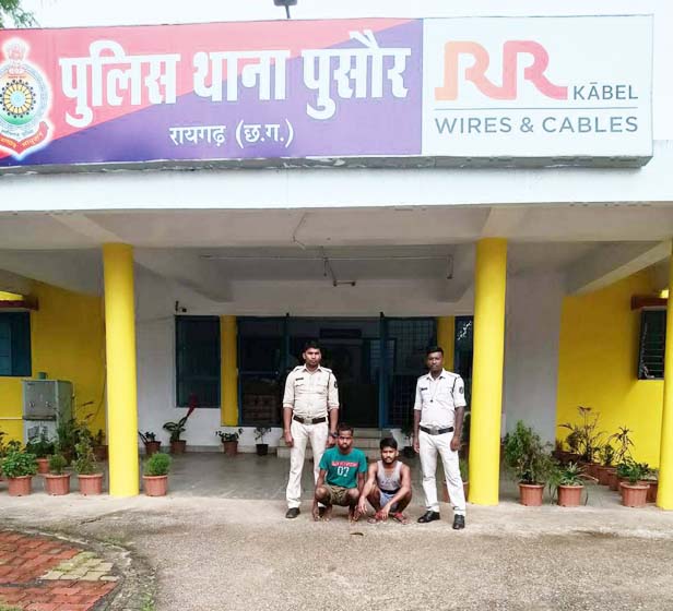 मोटर सायकल और डीजल चोरी, नाबालिग के साथ दो गिरफ्तार  