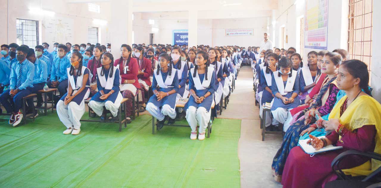 सही समय पर सही दिशा में प्रयास से कामयाबी-कलेक्टर