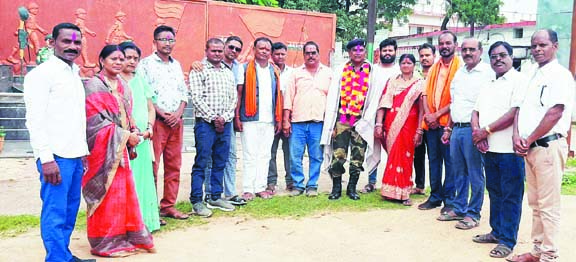 सेना के सेवानिवृत जवान का स्वागत-अभिनंदन