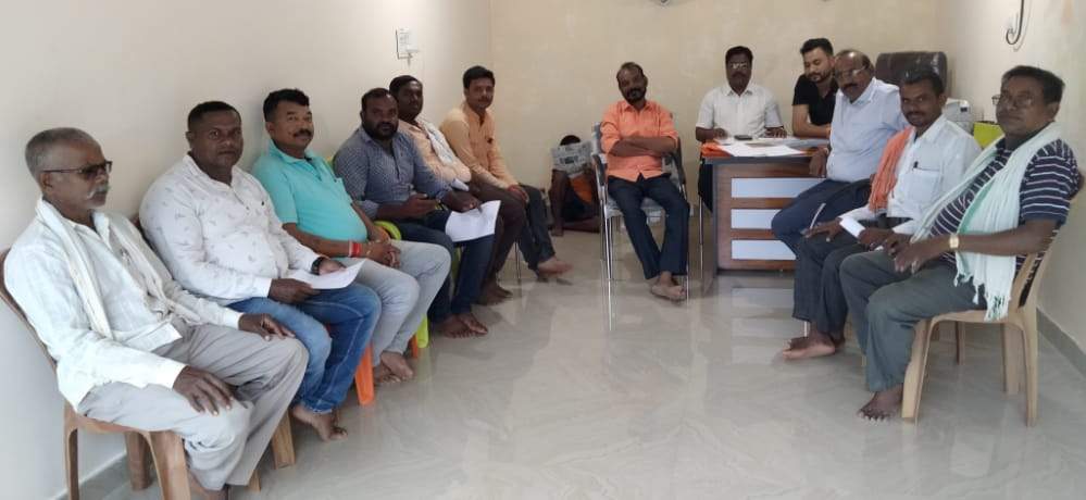 रायपुर में कार्यकर्ता सम्मेलन के लिए नगरी भाजपा मंडल की बैठक