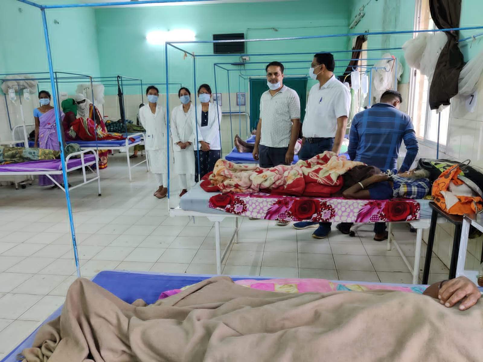 उल्टी-दस्त के प्रकोप की खबर मिलते ही मंत्री सिंहदेव ने स्वास्थ्य अमले को प्रभावित क्षेत्रों में भेजा