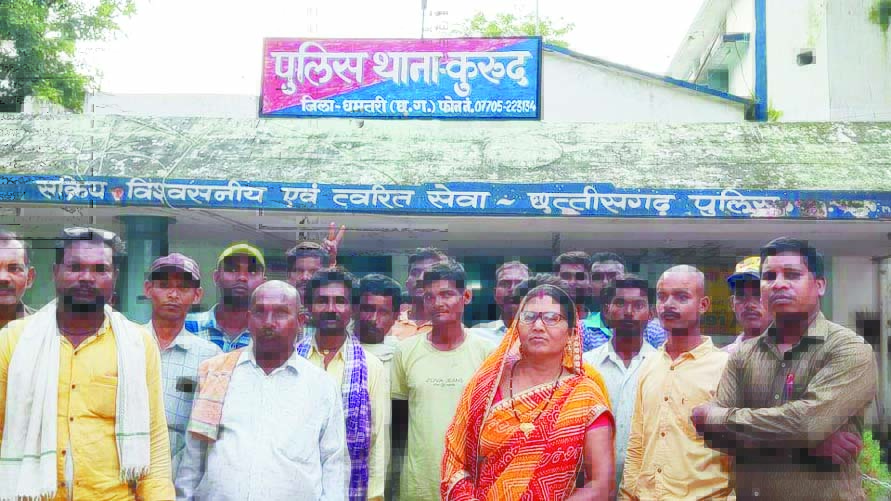 छात्रा को स्टाफ रूम बुलाकर शिक्षक ने की छेडख़ानी