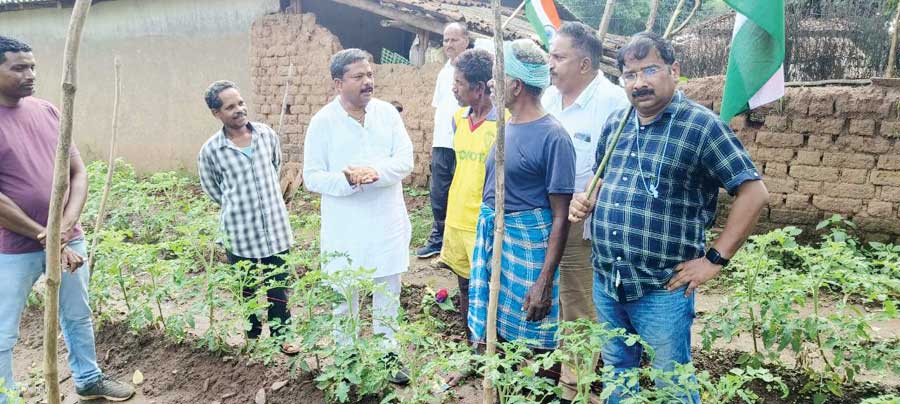 भारत जोड़ो यात्रा में कांग्रेसियों ने केंद्र सरकार की नाकामियां बताई