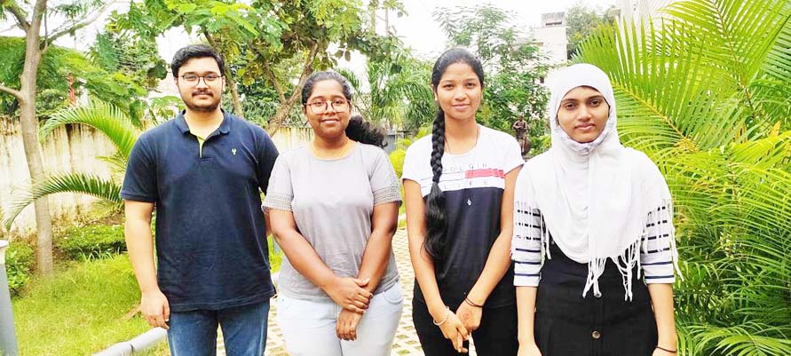 बस्तर के विद्यार्थियों के सपनों को साकार कर रही युवोदय अकादमी