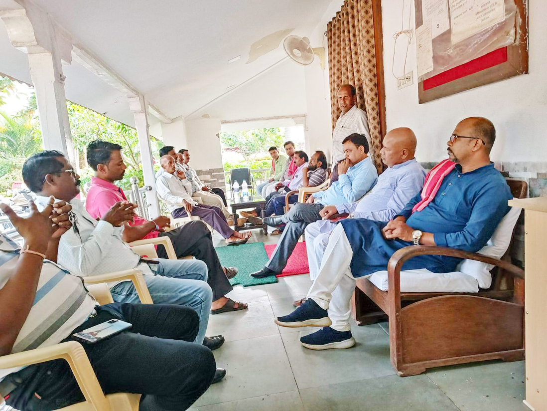 प्रार्थना सभा आयोजित प्रार्थना सभा आयोजित