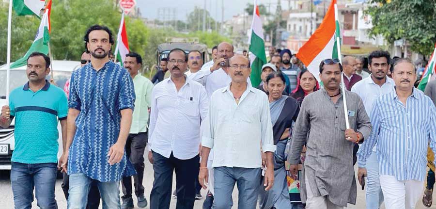 भारत जोड़ो यात्रा के दौरान जिपं सदस्य ने दी कई स्वीकृति