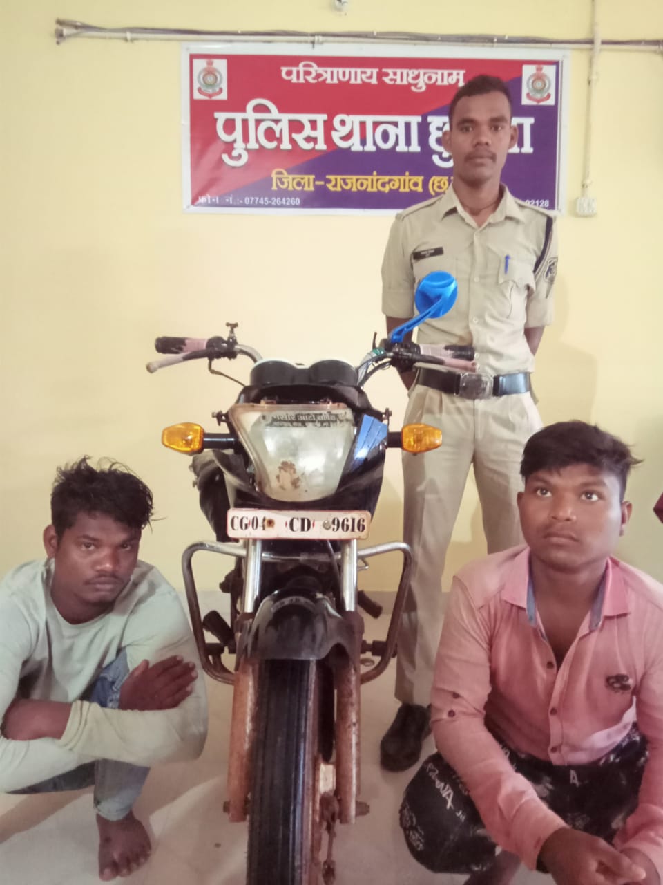 चोरी की बाईक के लिए ग्राहक तलाशते दो पकड़ाए चोरी की बाईक के लिए ग्राहक तलाशते दो पकड़ाए