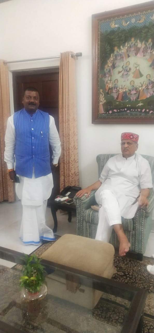 नवनियुक्त भाजपा प्रदेश प्रभारी माथुर से पवन ने की मुलाकात