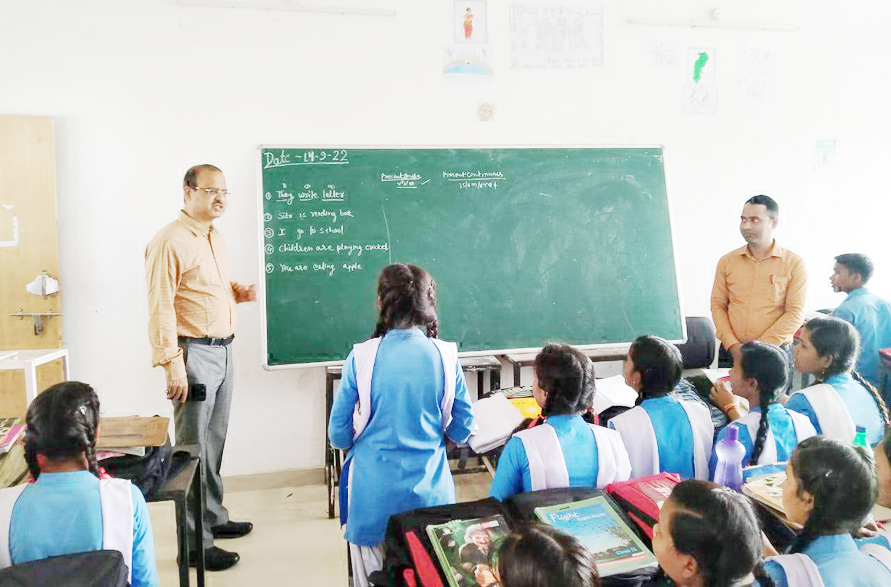 ​‘काल’ बढिय़ा है तो समझ लो भविष्य बढिय़ा है -कलेक्टर