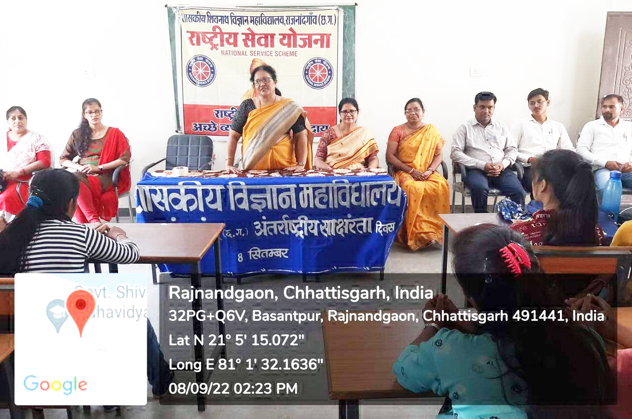 साक्षरता से निरक्षरता रूपी अंधकार को मिटाया जा सकता है-डॉ.सुमन