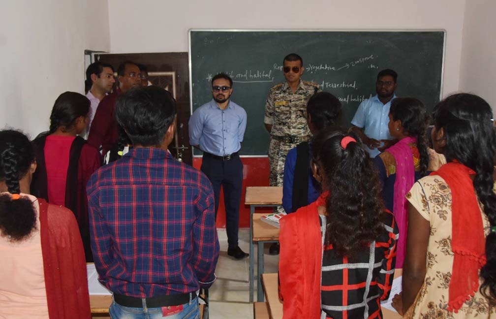 कटेकल्याण कॉलेज का जायजा, छात्रों से जाना लक्ष्य