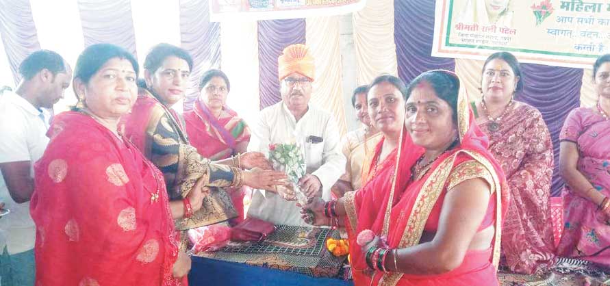 तीज मिलन समारोह, विभिन्न कार्यक्रम तीज मिलन समारोह, विभिन्न कार्यक्रम