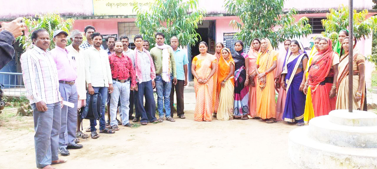 पालक व शिक्षा समिति की बैठक में लंबित समस्याओं पर चर्चा 