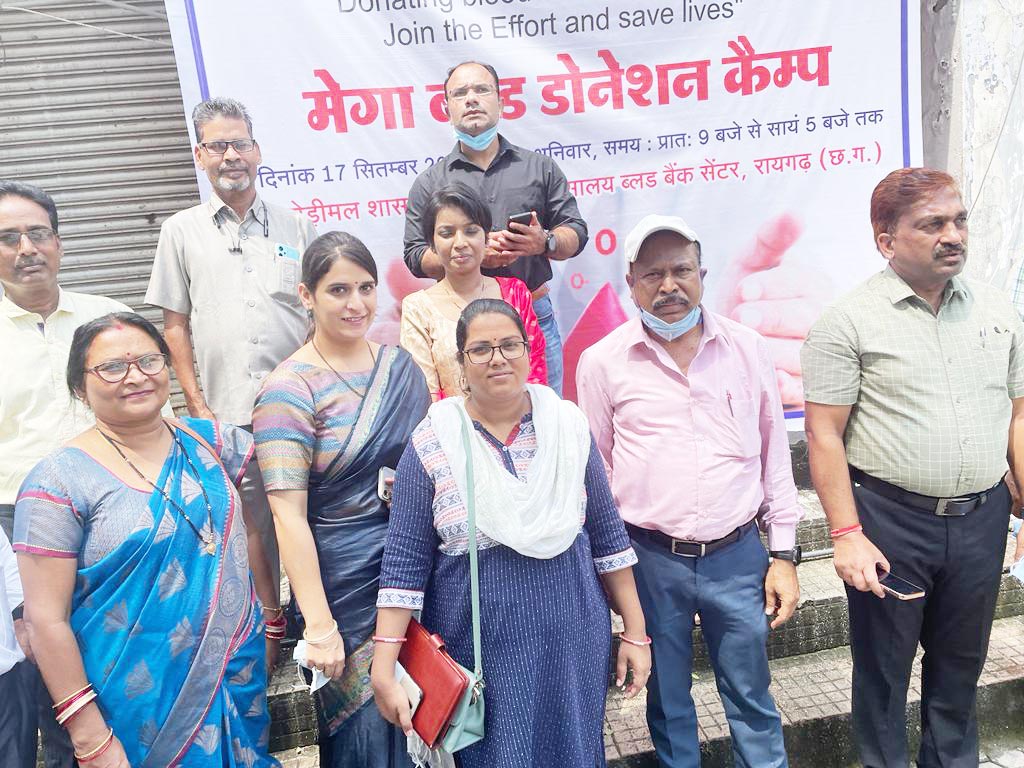 जिला अस्पताल में मेगा ब्लड डोनेशन कैंप का शुभारंभ