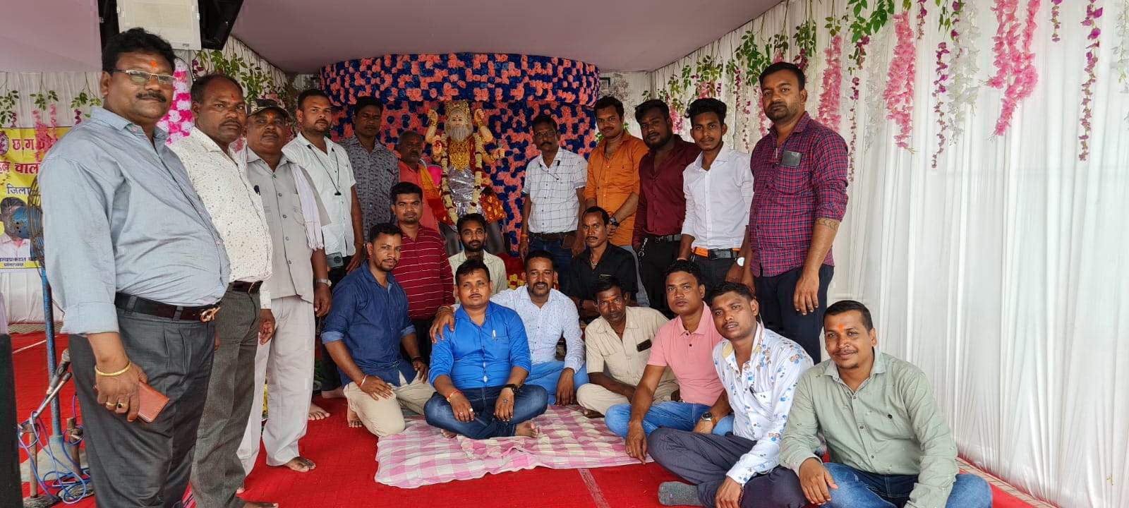 कलेक्ट्रेट परिसर में किया गया विश्वकर्मा पूजा का आयोजन