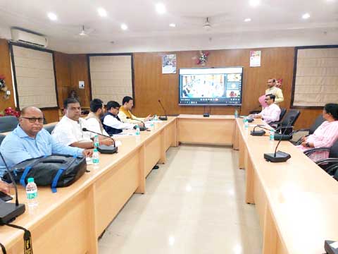 सिंधी पत्रकारिता, और ट्रांसलेशन कोर्स शुरू करने पर चर्चा सलाहकार मंडल की बैठक सिंधी पत्रकारिता, और ट्रांसलेशन कोर्स शुरू करने पर चर्चा सलाहकार मंडल की बैठक