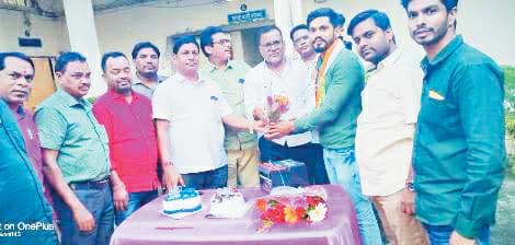 मरकाम का जन्मदिन मनाया