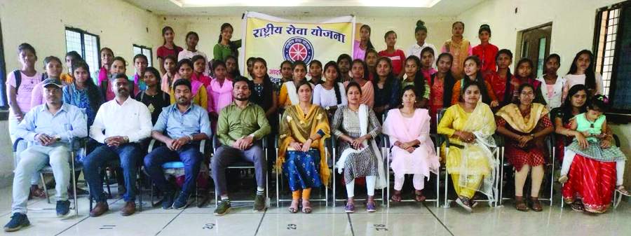 स्कूली बच्चों ने मनाया रासेयो स्थापना दिवस स्कूली बच्चों ने मनाया रासेयो स्थापना दिवस