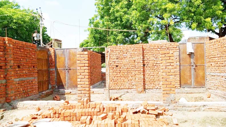 120 वर्ग मीटर में बने अवैध आवासीय मकानों का होगा नियमितीकरण 120 वर्ग मीटर में बने अवैध आवासीय मकानों का होगा नियमितीकरण