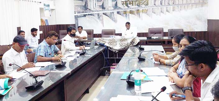 कलेक्टर ने ली जलजीवन मिशन की बैठक, निर्माण कार्यों की समीक्षा की कलेक्टर ने ली जलजीवन मिशन की बैठक, निर्माण कार्यों की समीक्षा की