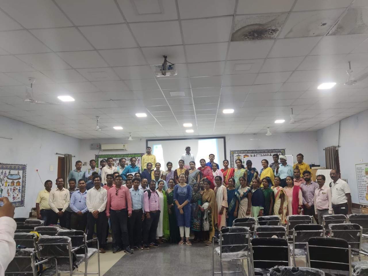 छात्रावास अधीक्षकों को बच्चों के मानसिक स्वास्थ्य के लिए प्रशिक्षण छात्रावास अधीक्षकों को बच्चों के मानसिक स्वास्थ्य के लिए प्रशिक्षण