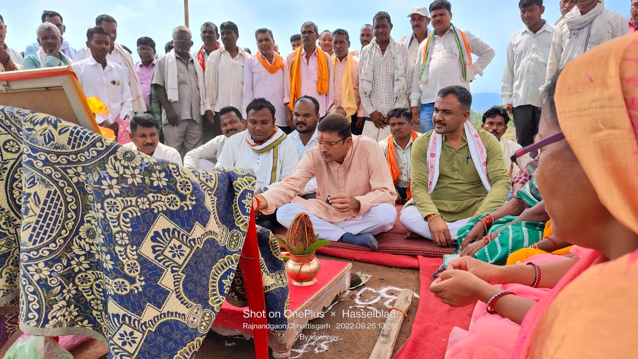 केंद्र सरकार महंगाई और जीएसटी लगाकर किसानों का जेब कर रही खाली- नवाज