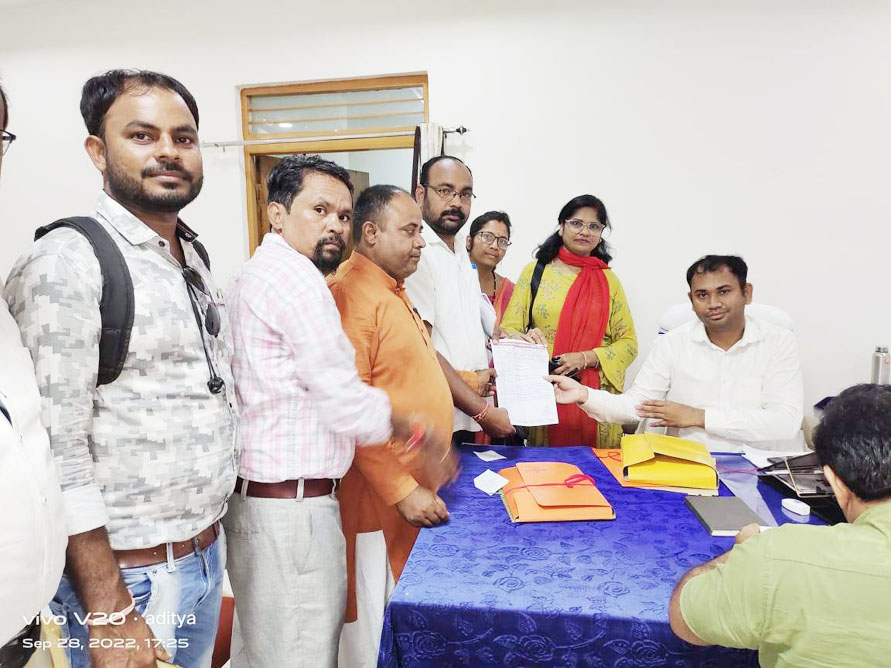 शीघ्र पदोन्नति की मांग, टीचर्स एसो. ने सौंपा ज्ञापन शीघ्र पदोन्नति की मांग, टीचर्स एसो. ने सौंपा ज्ञापन