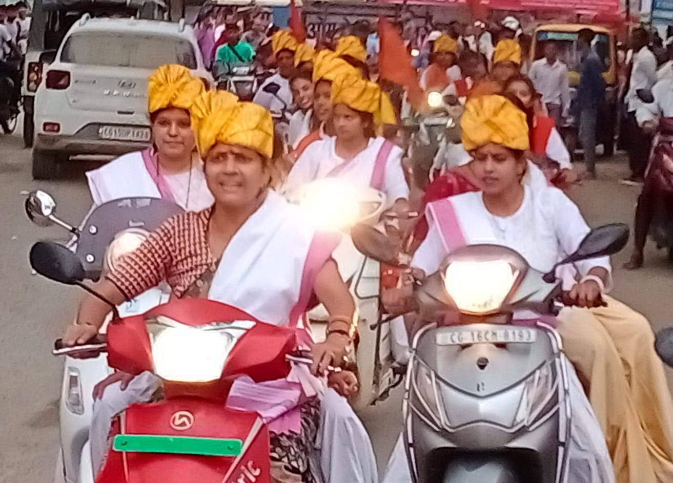 राष्ट्र सेविका समिति ने निकाली शोभा यात्रा राष्ट्र सेविका समिति ने निकाली शोभा यात्रा