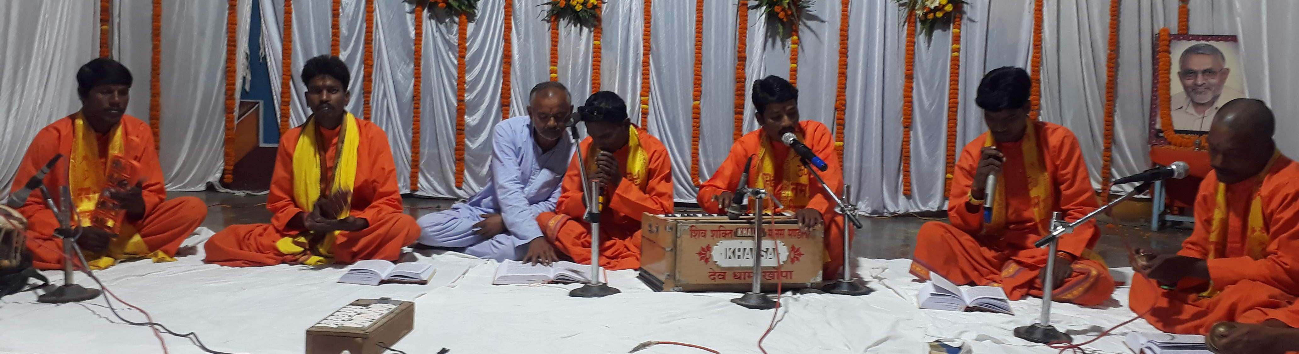 विजय दशमी महोत्सव पर मानस गान स्पर्धा विजय दशमी महोत्सव पर मानस गान स्पर्धा