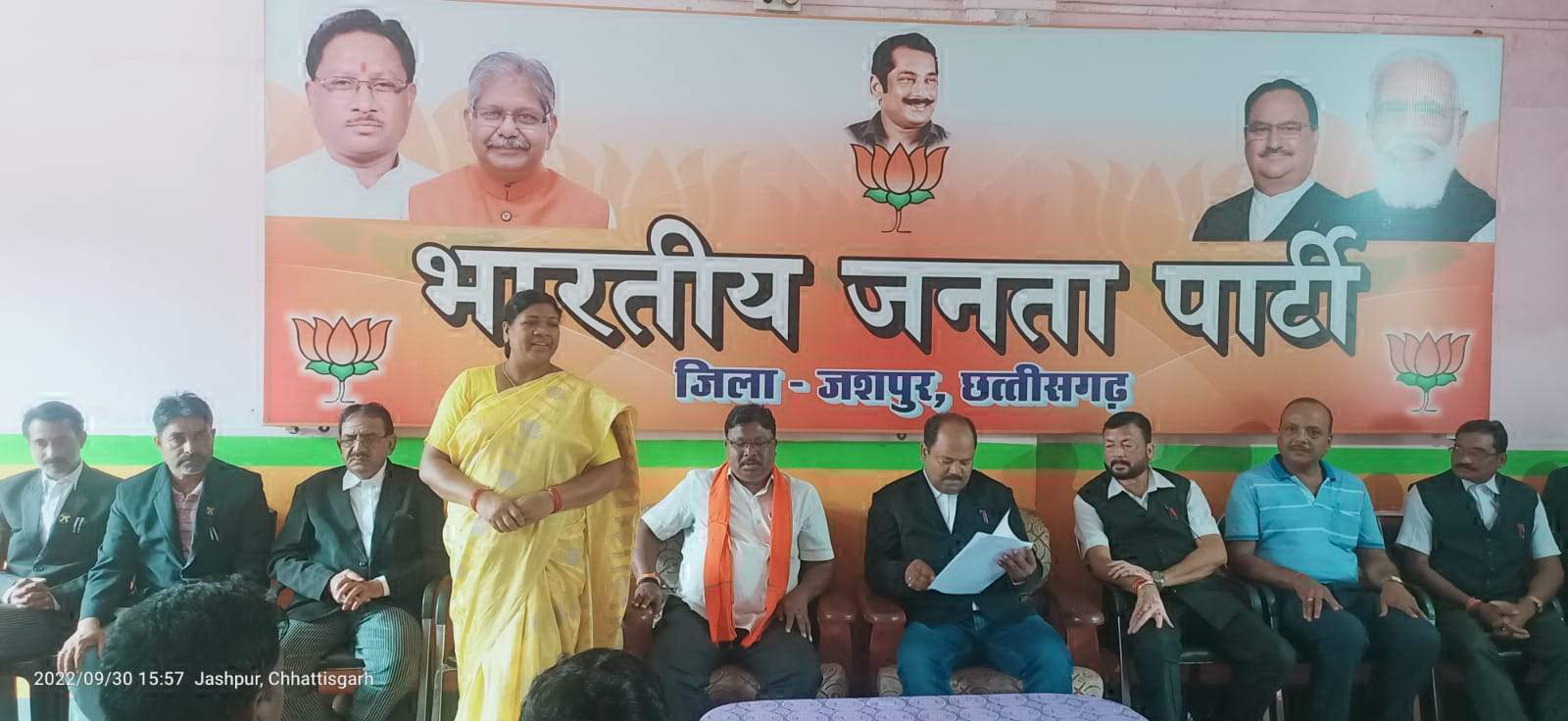 बुद्धिजीवी सम्मेलन में मोदी सरकार की आठ वर्षों की उपलब्धियां गिनाईं