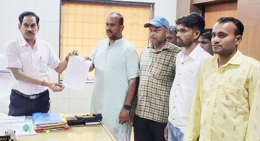 बायपास सडक़ के लिए अधिग्रहित जमीन का 2 साल बाद भी नहीं मिला मुआवजा बायपास सडक़ के लिए अधिग्रहित जमीन का 2 साल बाद भी नहीं मिला मुआवजा