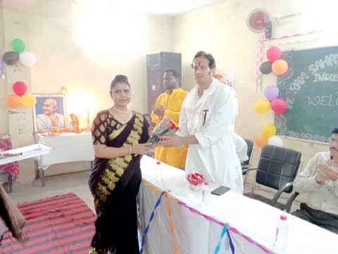 आत्मानंद अंग्रेजी स्कूल महोबाबाजार में मना प्रवेशोत्सव आत्मानंद अंग्रेजी स्कूल महोबाबाजार में मना प्रवेशोत्सव