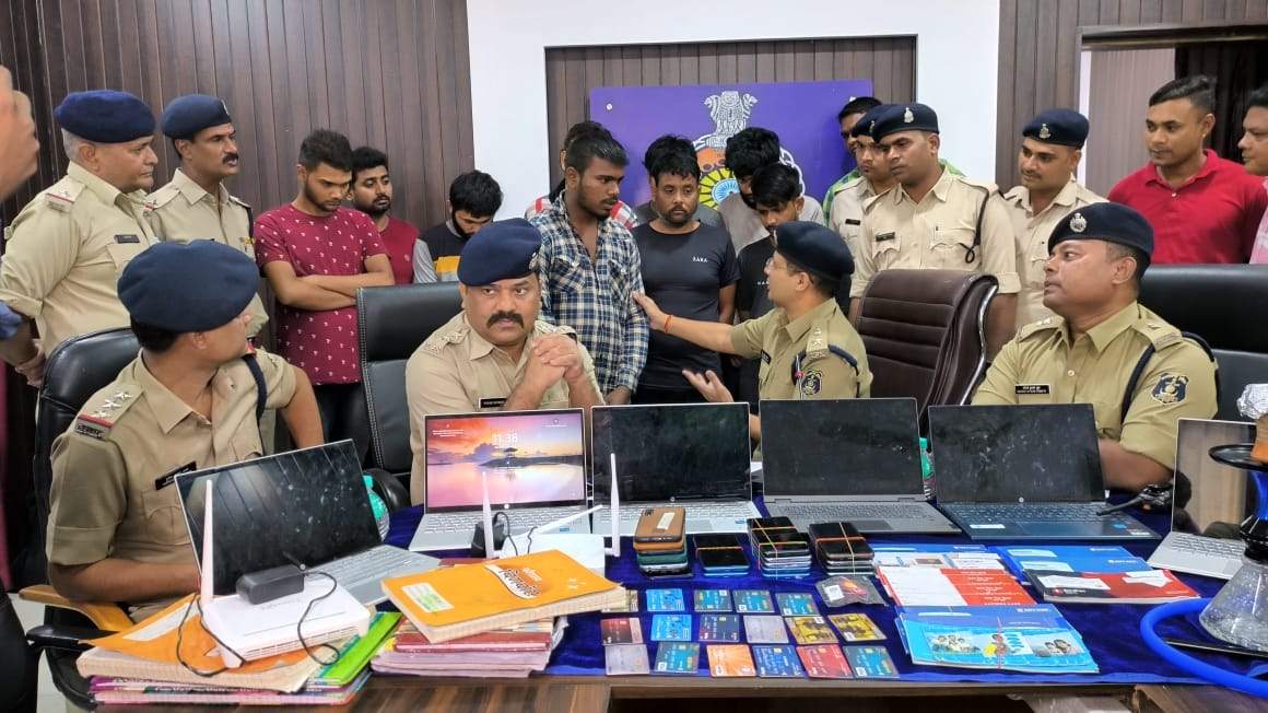 एमपी से ऑनलाईन सट्टा, 40 खातों का खुलासा एमपी से ऑनलाईन सट्टा, 40 खातों का खुलासा