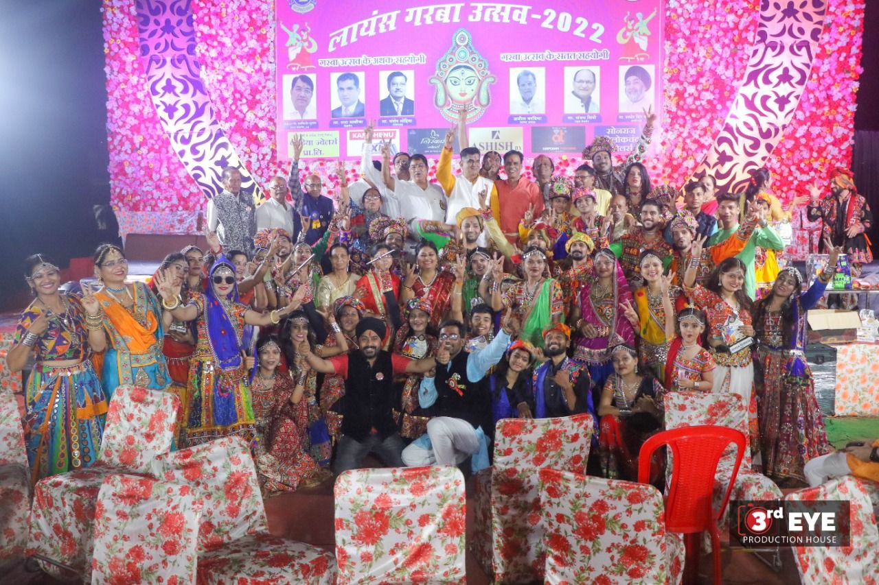 गरबा की धूम, प्रतिदिन पुरस्कारों की बौछार गरबा की धूम, प्रतिदिन पुरस्कारों की बौछार