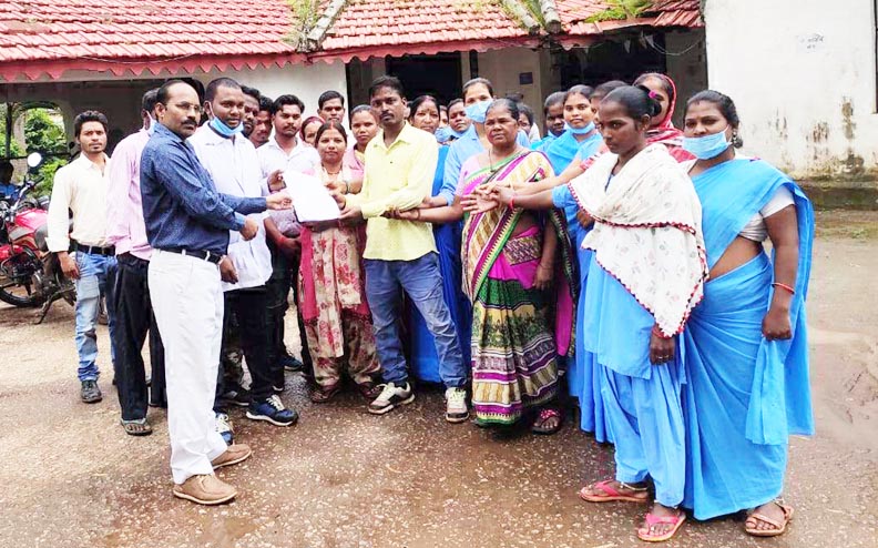 स्वच्छता का अवार्ड तो ले लिया, पर सफाई कर्मियों को तीन माह से वेतन नहीं 