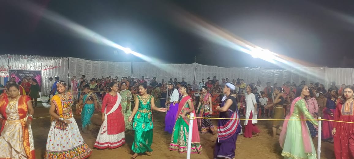 गोंदवारा में अब हर वर्ष आयोजित होगा राह गरबा गोंदवारा में अब हर वर्ष आयोजित होगा राह गरबा