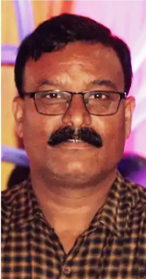 चार लाख के आभूषणों से भरा बैग कंडक्टर ने यात्री को वापस किया