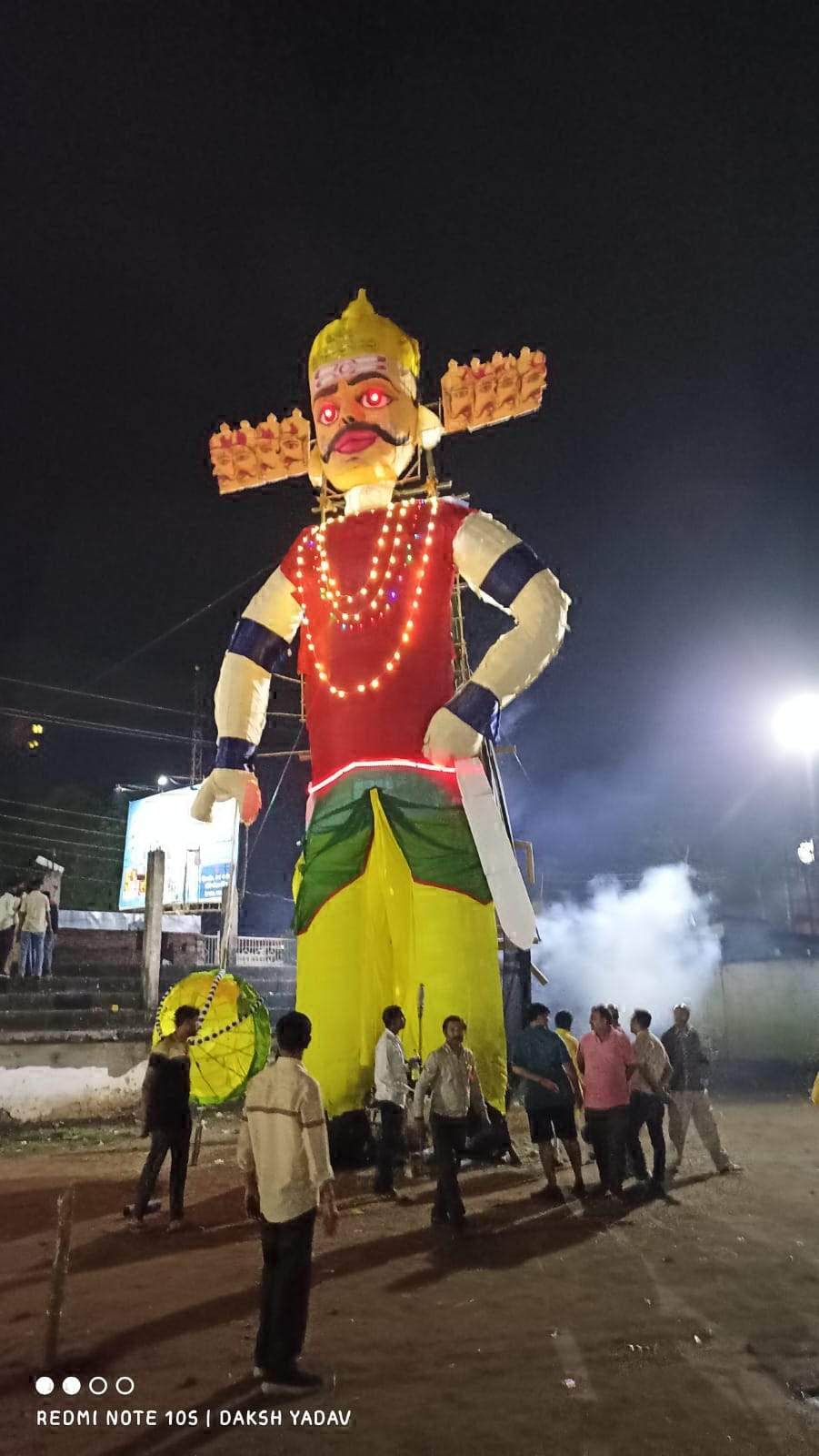 हर्षोल्लास से मना दशहरा हर्षोल्लास से मना दशहरा
