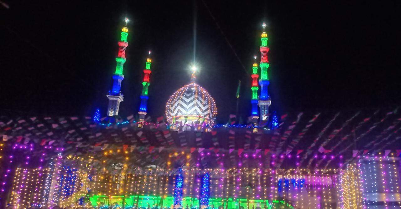 मुस्लिम समाज द्वारा मनाया जा रहा जश्ने ईद मिलादुन्नबी मुस्लिम समाज द्वारा मनाया जा रहा जश्ने ईद मिलादुन्नबी