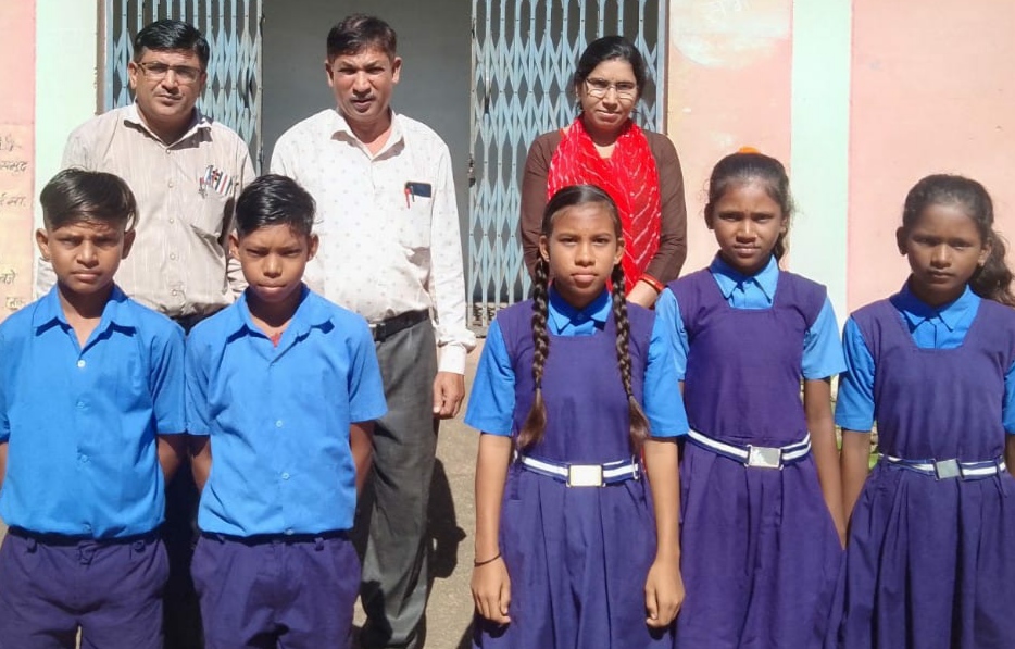 परखंदा के 5 छात्रों का राज्य स्तरीय नेटबॉल में चयन