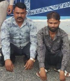 सट्टा-पट्टी लिखते तीन व जुआ खेलते आठ युवक गिरफ्तार सट्टा-पट्टी लिखते तीन व जुआ खेलते आठ युवक गिरफ्तार