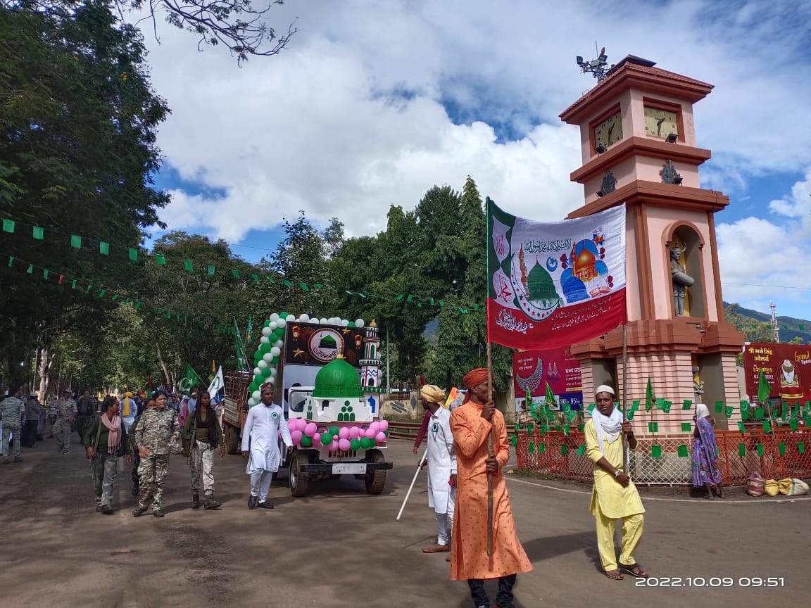 ईद मिलादुन्नबी पर निकला जुलूस