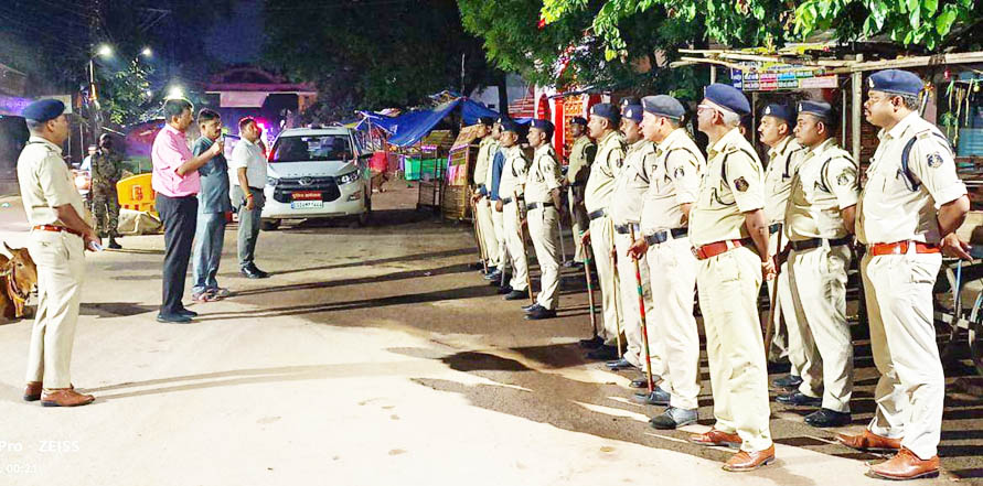 एसपी ने रात्रि गश्त ब्रीफिंग पॉइंट का किया निरीक्षण